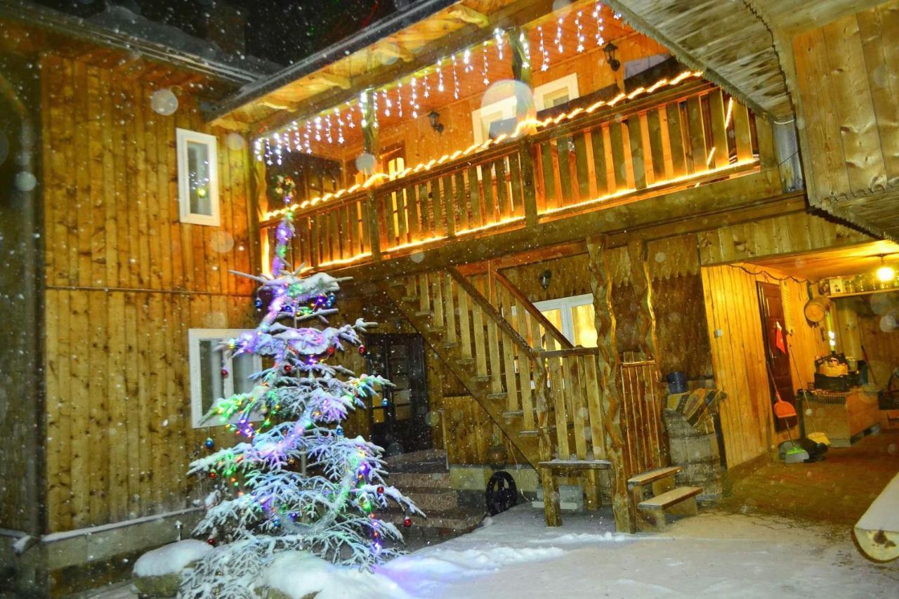 Pensiunea Agroturistica Casa Colinita Vatra Moldoviţei Exterior foto